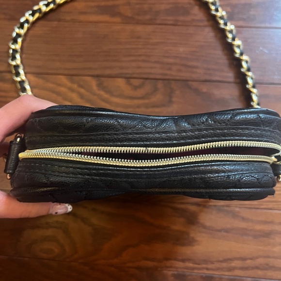 Betsey Johnson Quilted Black Heart Crossbody Bag Faux Leather - Picture 5 of 8